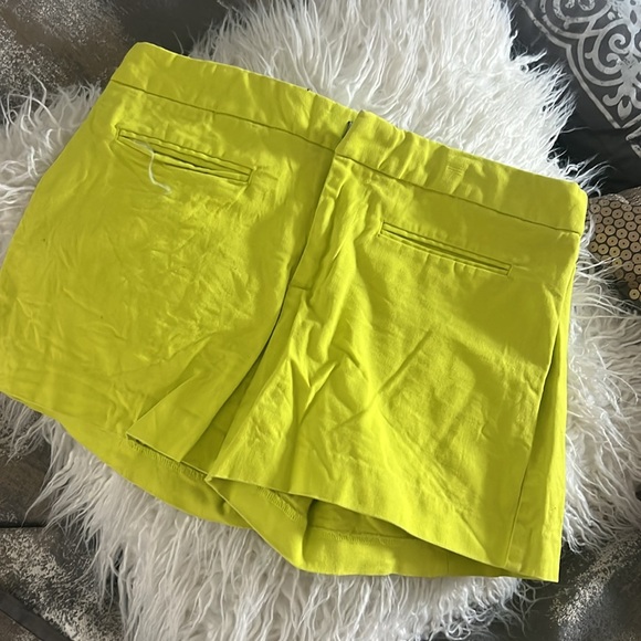 4 ct low rise shorts set size 2 - Picture 3 of 5